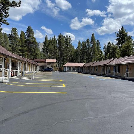 سووث لاك تاهوي Pinewood Inn المظهر الخارجي الصورة