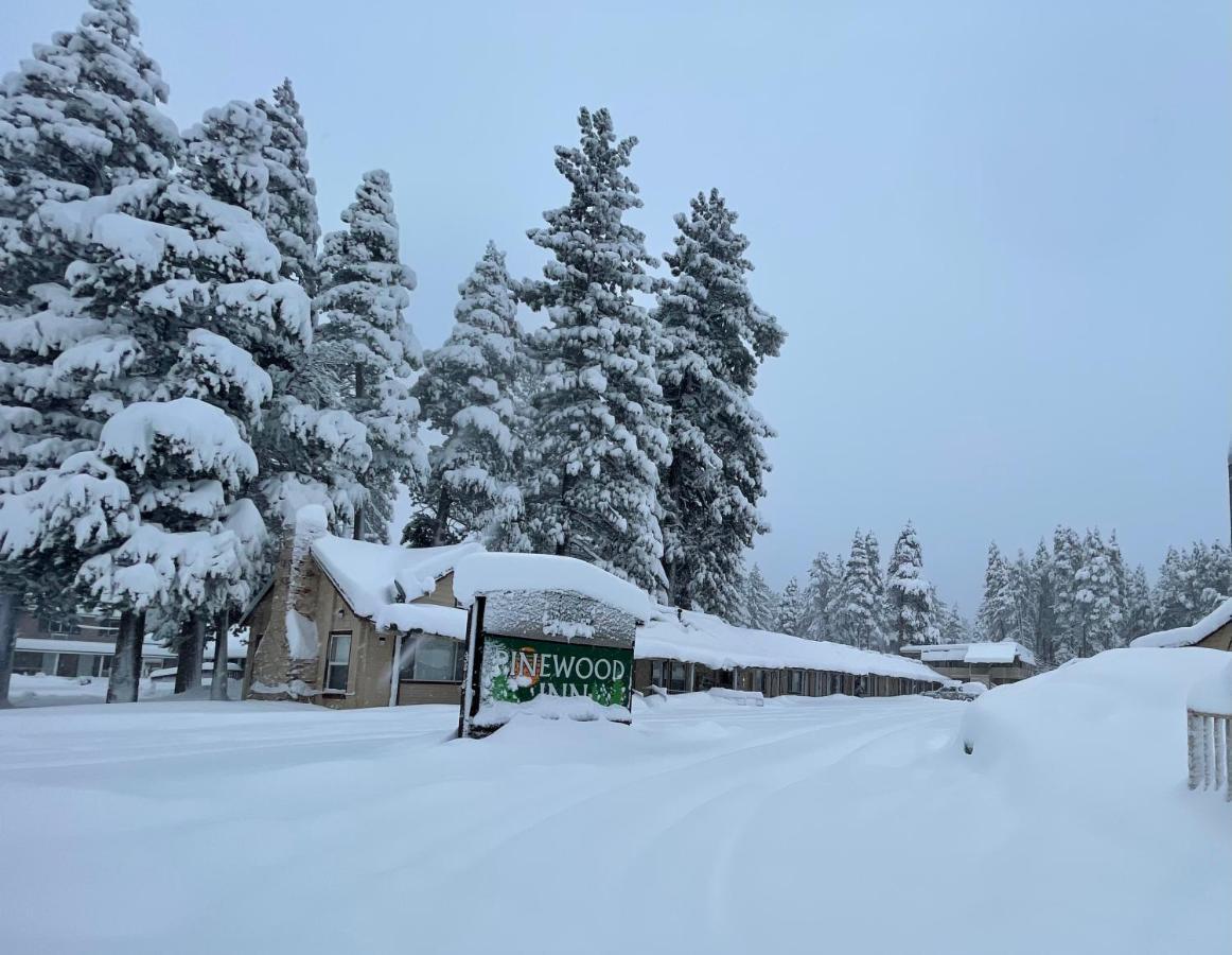 سووث لاك تاهوي Pinewood Inn المظهر الخارجي الصورة