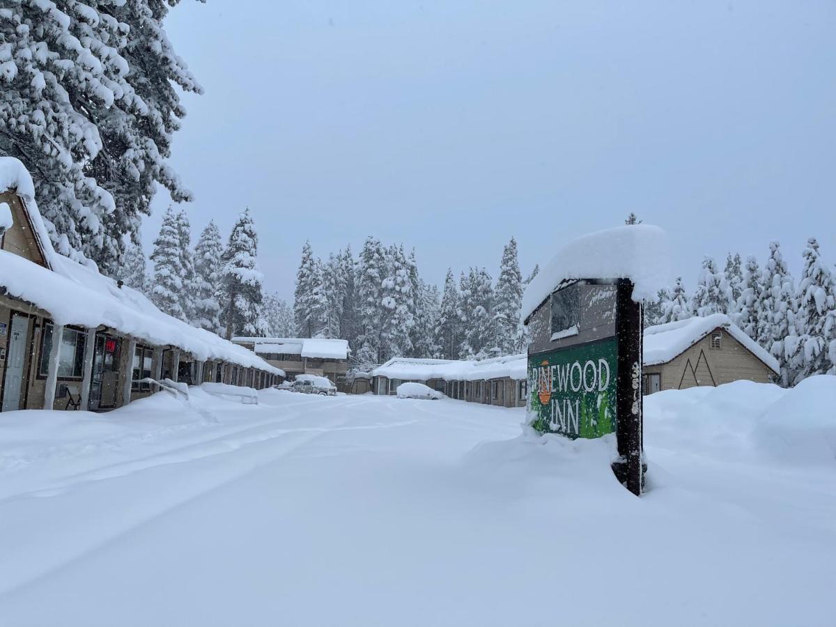 سووث لاك تاهوي Pinewood Inn المظهر الخارجي الصورة