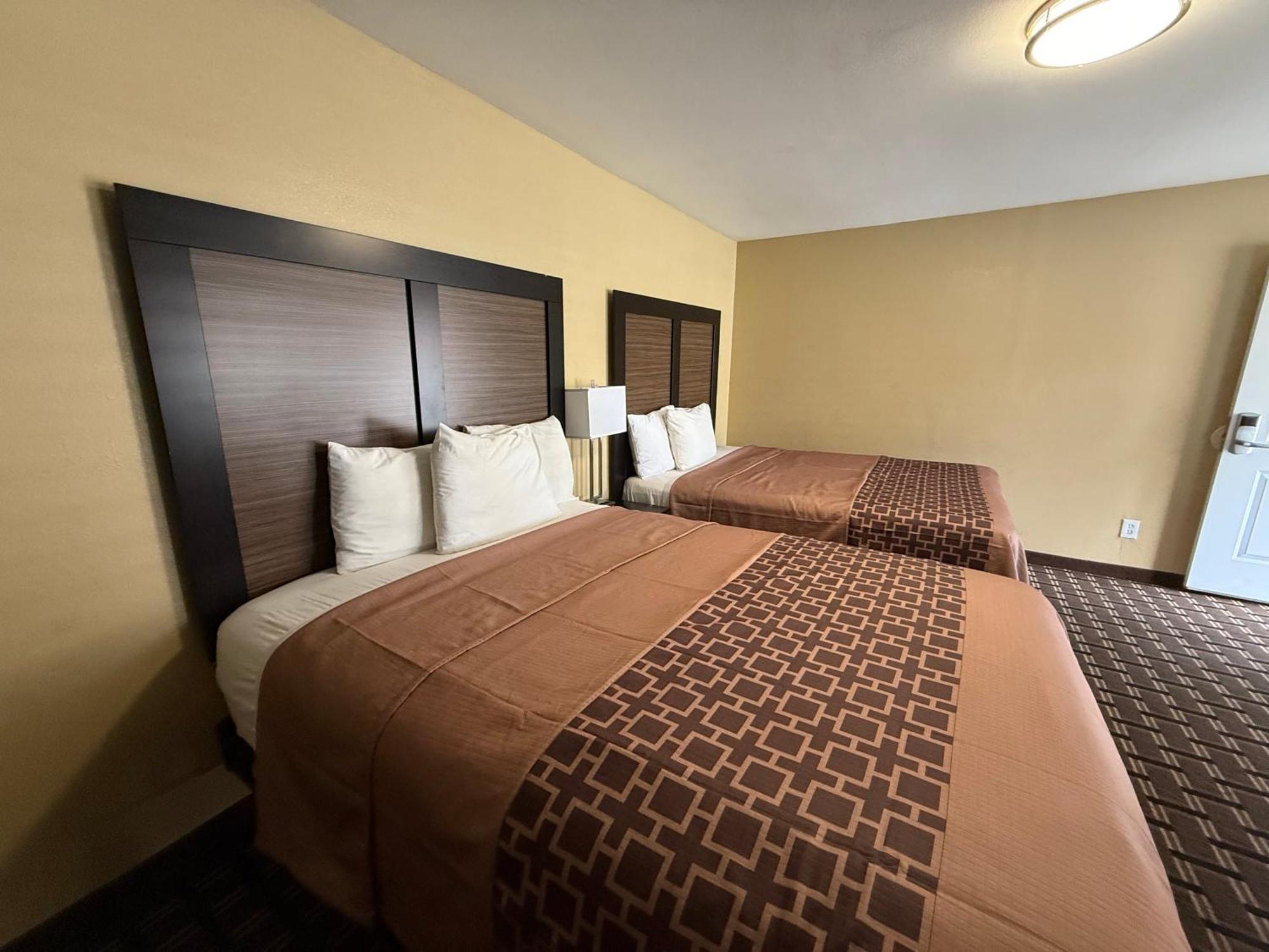سووث لاك تاهوي Pinewood Inn المظهر الخارجي الصورة